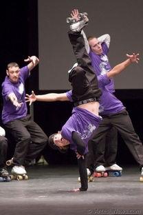 国产滑冰视频在线看免费,免费观看国产滑冰视频，感受速度与激情